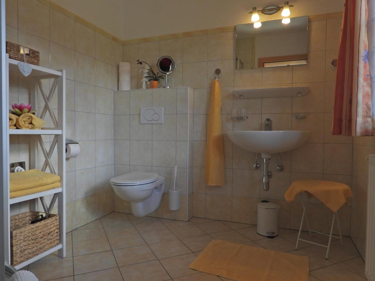 Bio-Bauernhof Einberghof Apartment Пфарверфен Екстериор снимка