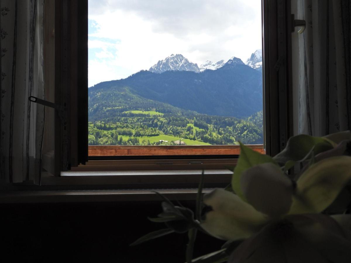 Bio-Bauernhof Einberghof Apartment Пфарверфен Екстериор снимка