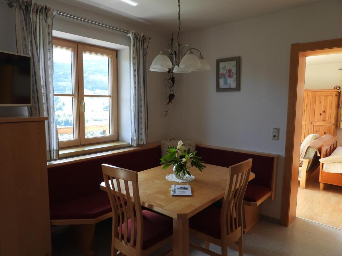 Bio-Bauernhof Einberghof Apartment Пфарверфен Екстериор снимка